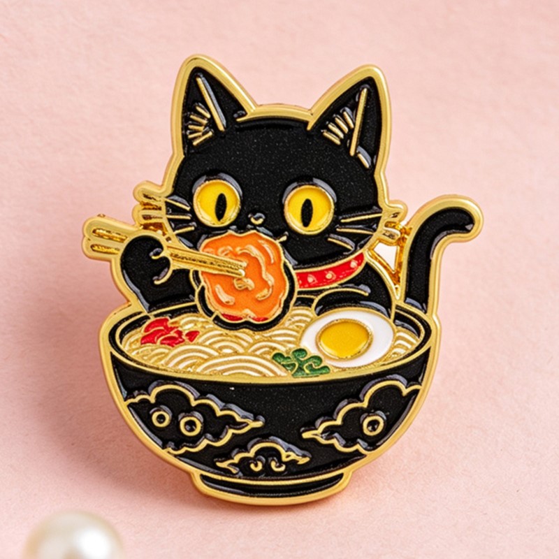 Cute Black Cat Eating Noodles  - Enamel Pin Set recension och pris